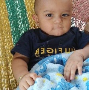 Meet your Posher, Mercedes